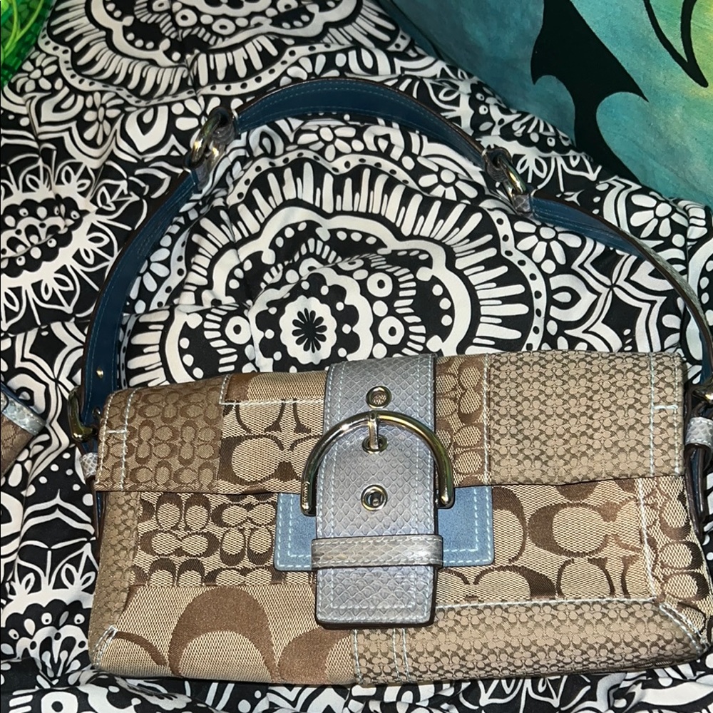 COACH C05Q-3689 SOHO EAST WEST KHAKI PATCHWORK Y2K BAGUETTE SHOULDER HANDBAG